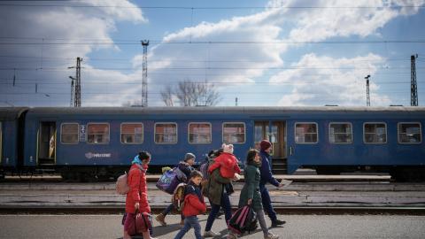 Refugees fleeing Ukraine arrive at the border train station of Zahony on March 10, 2022 in Zahony, Hungary. (Photo by Christopher Furlong/Getty Images)