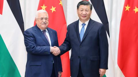 Chinese President Xi Jinping meets with Palestinian President Mahmoud Abbas in Riyadh, Saudi Arabia, on December 8, 2022. (Photo by Yao Dawei/Xinhua via Getty Images)