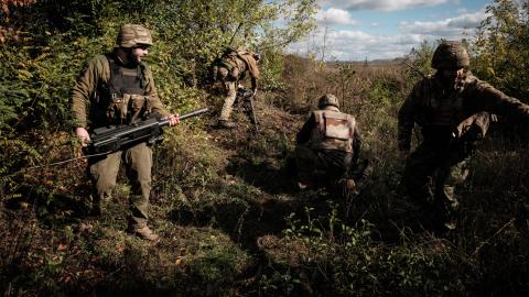 ukraine US aid mk-19 grenade launcher himars