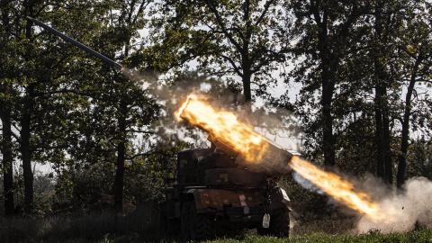 HIMARS air defense ukraine artillery aid military defense russia
