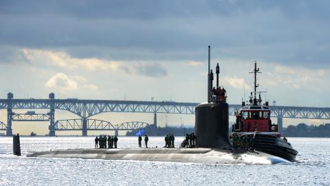 GROTON, Conn. (Oct. 29, 2018) The Virginia-class, fast-attack submarine USS Indiana (SSN 789) transits the Thames River as it arrives at her new homeport of Naval Submarine Base New London in Groton, Connecticut, Oct. 29. The submarine made the transition from the shipyard to a fully operational, combat-ready vessel after officially joining the fleet on Sept. 29, during a commissioning ceremony in Port Canaveral, Florida. (U.S. Navy photo by Mass Communication Specialist 1st Class Steven Hoskins/Released)