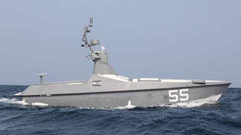 An Arabian Fox MAST-13 unmanned surface vessel conducts surveillance in the Arabian Gulf on November 21. (DVIDS)