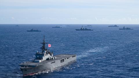 Japan Maritime Self-Defense Force tank landing ship JS Kunisaki breaks away from the formation  after a group sail on July 22, 2024, off the coast of Hawaii during Exercise Rim of the Pacific (RIMPAC)  2024. (US Air Force photo)