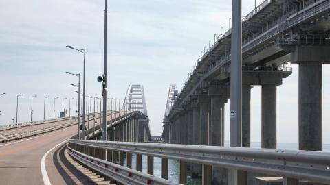 The Kerch Bridge connecting Russia to occupied Crimea is seen on October 13, 2022. (Stringer via Getty Images)