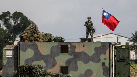 Taiwan military personnel take part in a spring military exercise in Taichung on January 27, 2026. (Getty Images)