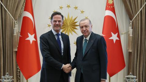  Turkish President Recep Tayyip Erdogan (R) shakes hands with NATO Secretary General Mark Rutte at the Presidential Complex in Ankara, Turkiye on April 22, 2026. (Photo by TUR Presidency / Murat Kula / Handout/Anadolu via Getty Images)