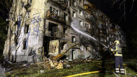 Emergency responders work at the site of a Russian ballistic missile strike on a residential building in Kyiv, Ukraine, on August 1, 2026. (Getty Images)