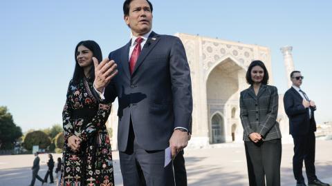 Secretary of State Marco Rubio speaks to the press next to Uzbekistan’s Head of the Presidential Administration Saida Mirziyoyeva (left) at Registan Square in Samarkand, Uzbekistan, on October 19, 2026. (Getty Images)
