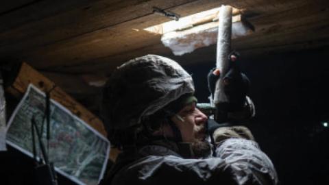 Ukrainian servicemen from the 25th Air Assault Battalion are seen stationed in Avdiivka, Ukraine, on January 24, 2022. (Getty Images)