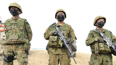 Japan's Self-Defense Forces conduct landing training on November 25, 2021, at Tanegashima, an island of Kagoshima Prefecture. (Getty Images)