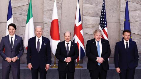 On March 24, 2022 in Brussels, Belgium, G7 leaders pose for a photo during a NATO summit on Russia's invasion of Ukraine. (Getty Images)