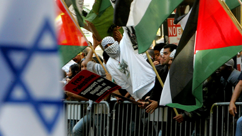 Pro-Palestinian demonstrators protest Israel's military offensive against Palestine and Lebanon July 13, 2006 in San Francisco. (Justin Sullivan/Getty Images)