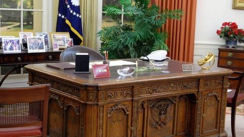 Replica of the Oval Office, Ronald Reagan Presidential Library. (Dhrupad Bezboruah/Flickr)