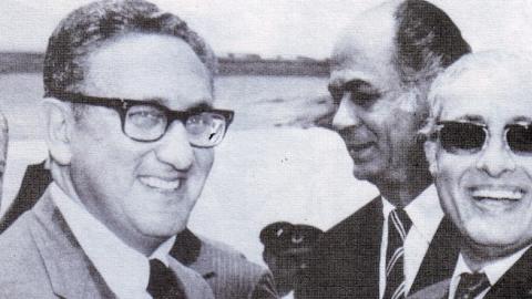 Pakistan's Ambasssador Agha Hilaly receives Henry Kissinger at Chaklala Airport, July 8, 1971. (Dr Ghulam Nabi Kazi/Flickr)