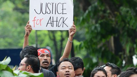 Supporters of Ahok gather for Cityhall Choir showing their concern over Ahok's conviction on May 10, 2017 in Jakarta, Indonesia (Jefta Images / Barcroft Images / Barcroft Media via Getty Images)