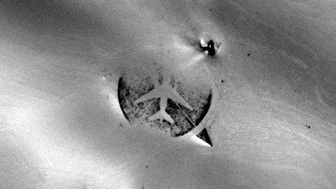 Closeup view of the UTA Flight 772 plane crash Memorial located in the Sahara Desert 450km east of Agadez in the southern Tenere of Niger, January 28, 2014 (DigitalGlobe via Getty Images)