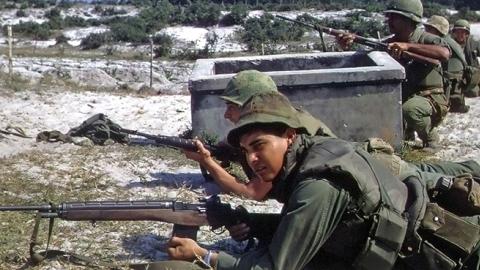 U.S. Marines and ARVN troops in the Battle of Hamo Village during the Tet Offensive, January 1968 (National Archives and Records Administration)