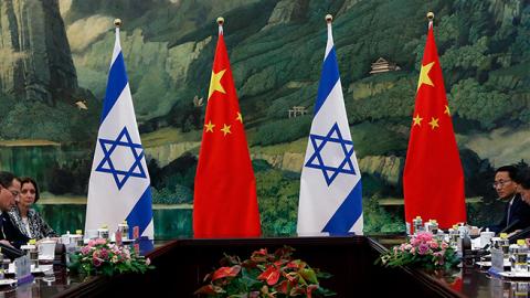 Chinese President Xi Jinping meets with Israeli Prime Minister Benjamin Netanyahu on May 9, 2013 in Beijing. Kim Kyung-Hoon-Pool/Getty Images.