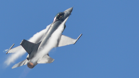 An F-16 fighter pulls up in a steep climb during rehearsals for a public airshow at the military airbase in Taitung on July 9, 2018. (CHRIS STOWERS/AFP/Getty Images)