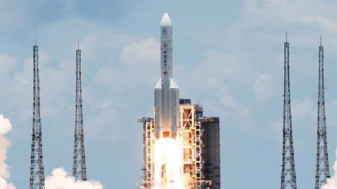 The Long March 5 Y-4 rocket carrying the Tianwen-1 Mars probe takes off from the Wenchang Space Launch Center in Wenchang, Hainan Province, China, July 23, 2020.
