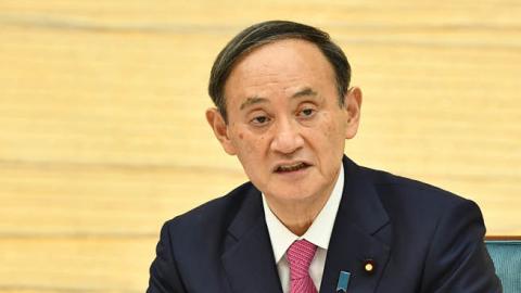 Japan's Prime Minister Yoshihide Suga speaks during a meeting at the COVID-19 coronavirus infection control headquarters at the prime minister's office in Tokyo on January 22, 2021 (Photo by KAZUHIRO NOGI/POOL/AFP)