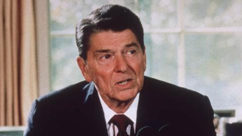 American president Ronald Reagan makes an announcement from his desk at the White House, Washington DC. (Photo by Hulton Archive/Getty Images)