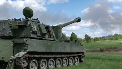 Ukrainian artillerymen fire the M109 self-propelled howitzer during training at Grafenwoehr Training Area, Germany, on May 12, 2022. (US Army photo by Sgt. Spencer Rhodes)