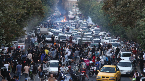 Following the death of Mahsa Amini in police custody, protestors take to the streets of Tehran on September 21, 2022. (AFP via Getty Images)