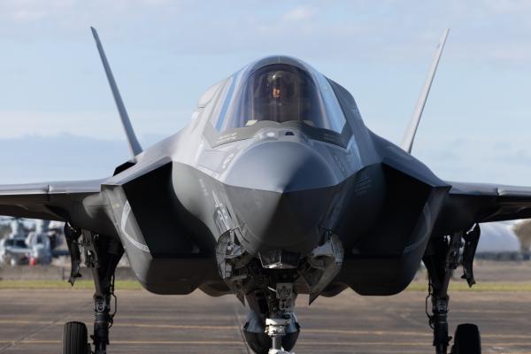 F35
