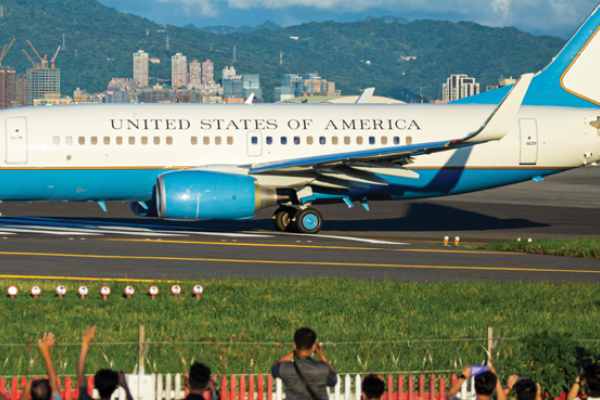 A US government plane carrying Speaker of the House Nancy Pelosi takes off from Taipei Songshan Airport on August 03, 2022, in Taipei, Taiwan. (Photo by Annabelle Chih/Getty Images)