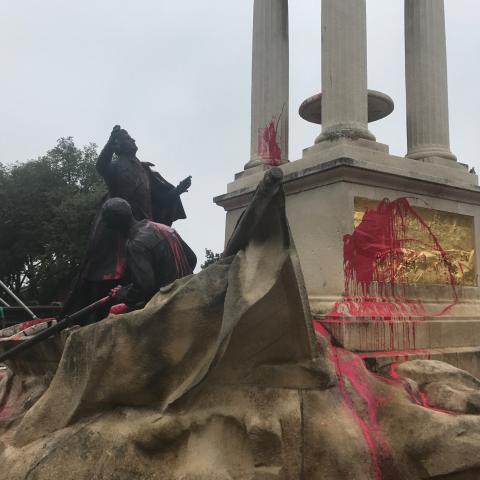 statue vandalism