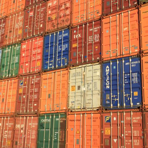 shipping containers trade china