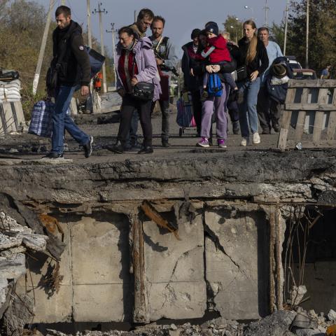ukraine refugees human rights civilians russia putin