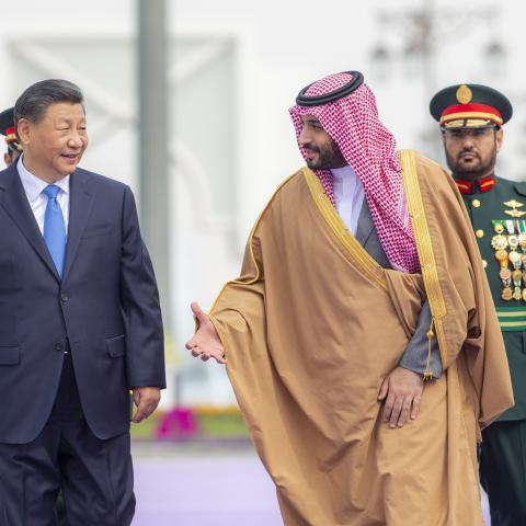  Xi Jinping is welcomed by Crown Prince of Saudi Arabia Mohammed bin Salman Al Saud at the Palace of Yamamah in Riyadh, Saudi Arabia, on December 8, 2022. (Royal Court of Saudi Arabia/Anadolu Agency via Getty Images)