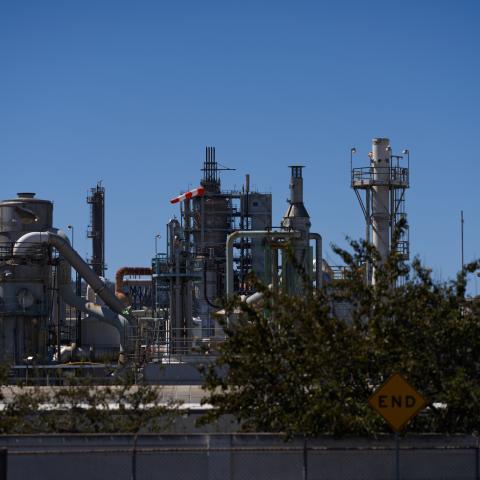 WILMINGTON, CA - SEPTEMBER 21: An active oil refinery on September 21, 2022 in Wilmington, California. Gas prices have increased for the first time in almost 100 days. (Photo by Allison Dinner/Getty Images)