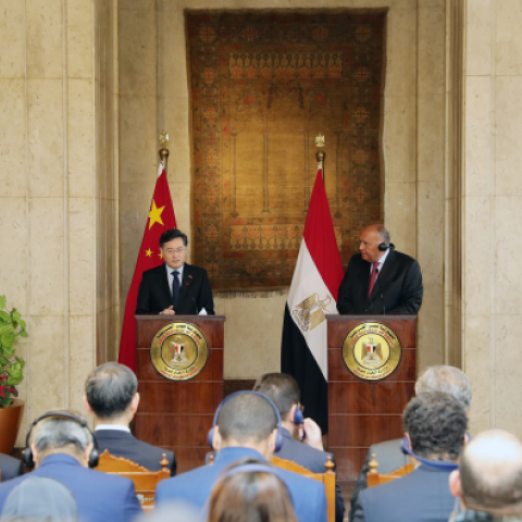 On January 15, 2023 local time, when jointly meeting the press with Egyptian Foreign Minister Sameh Shoukry in Cairo, Foreign Minister Qin Gang said that in recent years, the countries and people of the Middle East have constantly strengthened themselves through unity, strived to advance development and revitalization, actively advocated inter-civilization exchanges, and stayed committed to defending fairness and justice, and serve as an important force in a multi-polar world. On the other hand, the Middle 