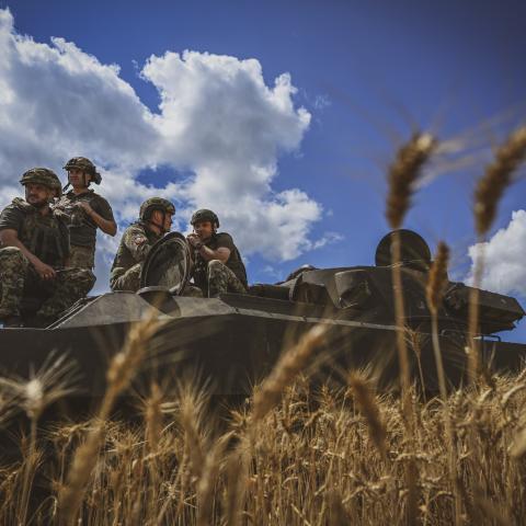 Ukrainian servicemen move with a Howitzer through Vuhledar frontline amid Russia-Ukraine war in Donetsk, Ukraine, on July 1, 2023. (Ercin Erturk/Anadolu Agency via Getty Images)