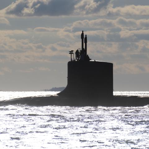 SS Delaware makes its way down the Thames River and past the City of New London after departing Submarine Base New London in Groton, Connecticut, on Monday, November 28, 2022. (US Navy vid DVIDS)