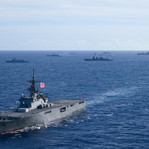 Japan Maritime Self-Defense Force tank landing ship JS Kunisaki breaks away from the formation  after a group sail on July 22, 2024, off the coast of Hawaii during Exercise Rim of the Pacific (RIMPAC)  2024. (US Air Force photo)