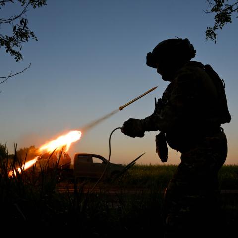 A soldier of the artillery crew of the Rifle Battalion special unit of the Main Directorate of the National Police of Ukraine in the Zaporizhzhia region on May 23, 2025 (Dmytro Smolienko via Getty Images)