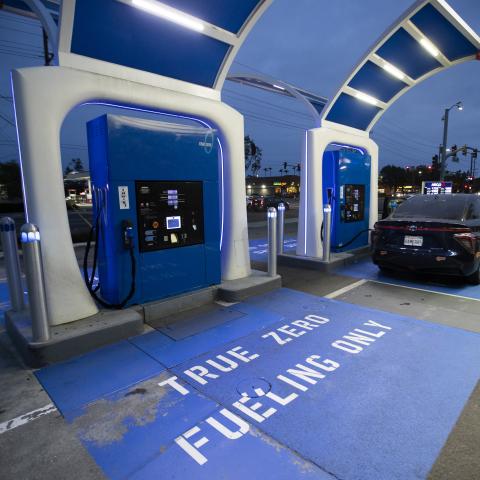 Hydrogen cars fuel up at TrueZero in Fountain Valley, California, on June 14, 2023. (Allen J. Schaben via Getty Images)