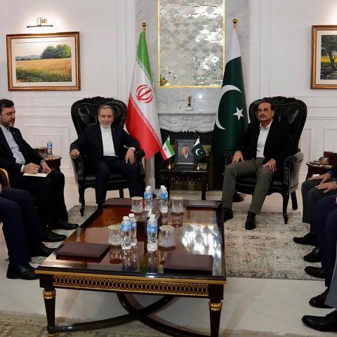 Pakistan's army chief and field marshal meeting with Iranian foreign minister Abbas Araghchi, upon his arrival in Islamabad on April 25, 2026. (Getty Images)