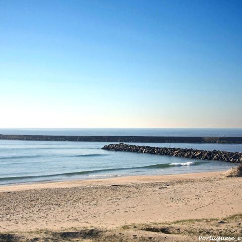 A view of Praia de Azurara, Portugal on April 18, 2020. (Wikimedia Commons)