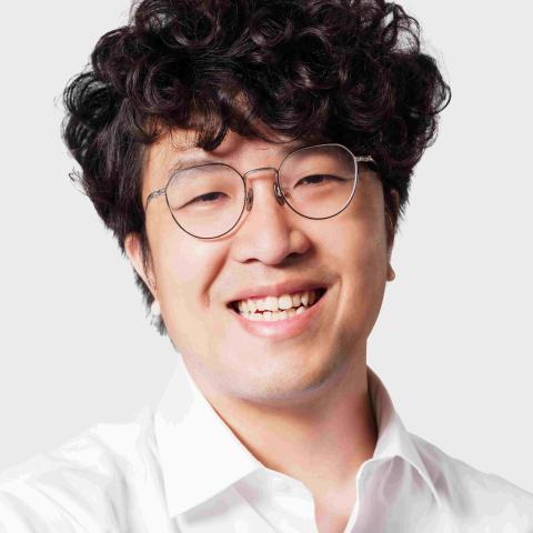 Headshot from Taiwan Parliament