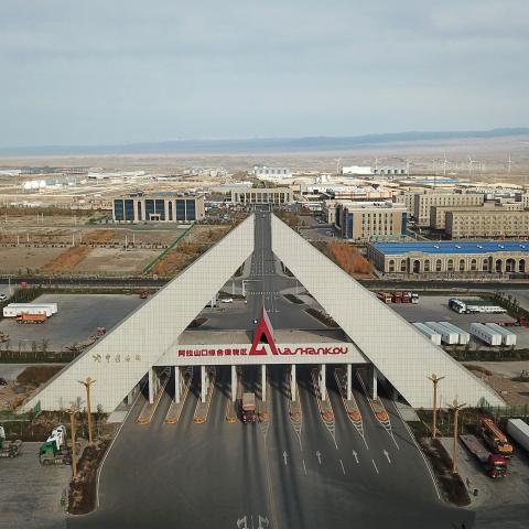 A truck drives through the Alataw Pass Comprehensive Bonded Zone in northwest China’s Xinjiang Uygur Autonomous Region. Located in the Mongolian Autonomous Prefecture of Bortala in Xinjiang, the Alataw Pass borders Kazakhstan. (Getty Images)