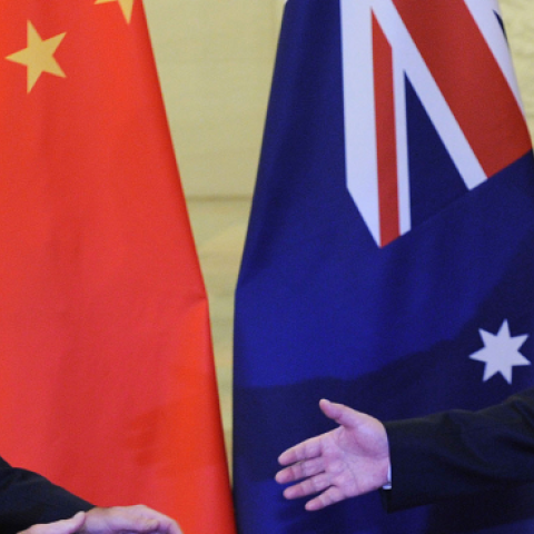 Chinese President Xi Jinping (R) greets Australian Prime Minister Tony Abbott, April 11, 2014 in Beijing, China. (Parker Song-Pool/Getty Images)