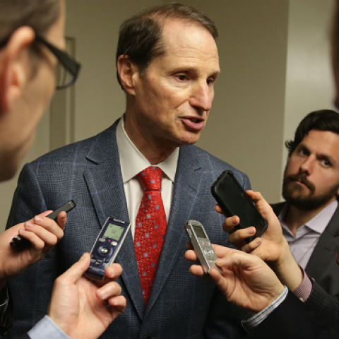 U.S. Sen. Ron Wyden (D-OR) speaks to members of the press January 6, 2014 on Capitol Hill in Washington, DC. (Alex Wong/Getty Images)