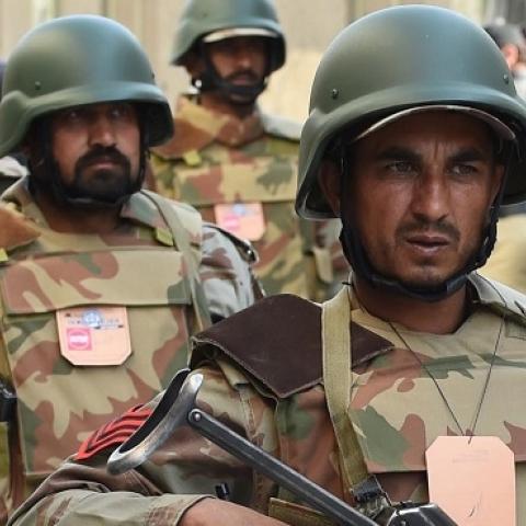 Pakistani paramilitary soldiers stand guard in Quetta on November 1, 2014. (BANARAS KHAN/AFP/Getty Images)