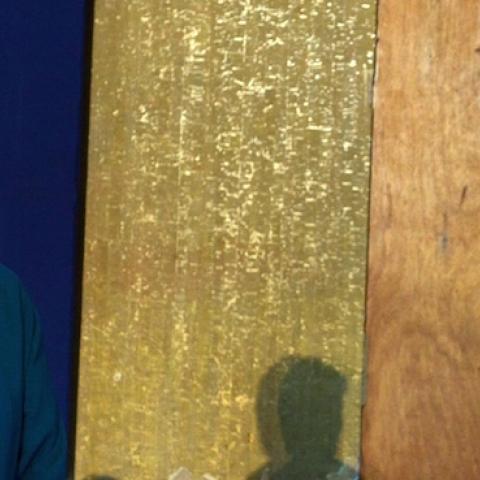 Hillary Clinton listens during a community forum on substance abuse September 17, 2015 in Laconia, New Hampshire. (Darren McCollester/Getty Images)