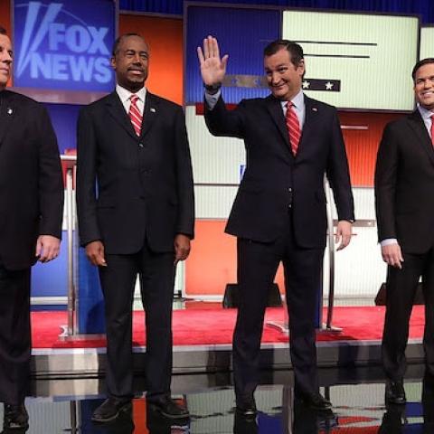Candidates (R-L) Ohio Gov. John Kasich, Jeb Bush, Sen. Marco Rubio (R-FL), Sen. Ted Cruz (R-TX), Ben Carson, N.J. Gov. Chris Christie and Sen. Rand Paul (R-KY) before the January 28, 2016 debate in Des Moines, Iowa. (Alex Wong/Getty Images)